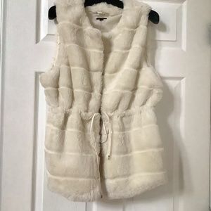 White faux mink vest, NTW
